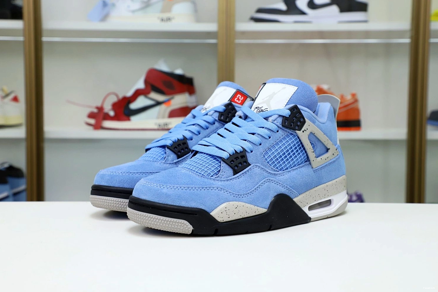 4 BLUE UNIVERSITY AIR JORDAN 0712